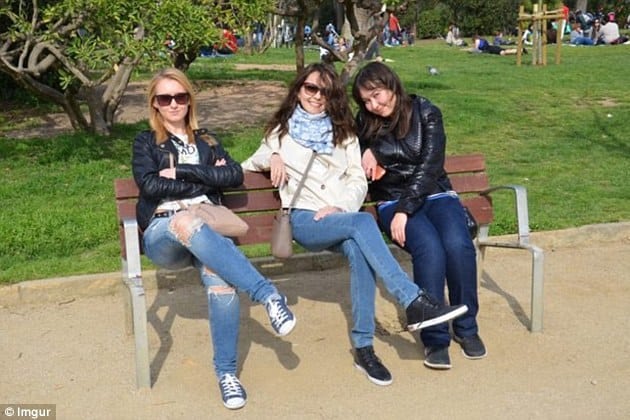 girls-on-a-bench
