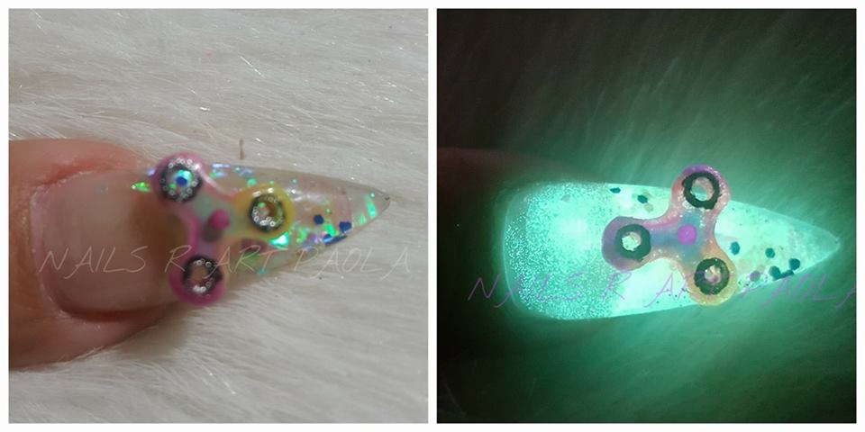You Can Now Get Mini Fid Spinners Attached To Your Nails