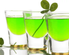17 St. Patrick’s Day Mixed Drink Recipes