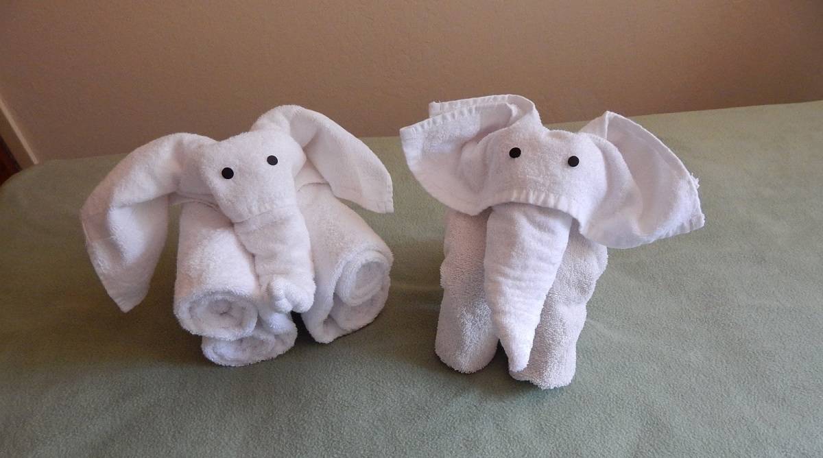 How To Make Super Cool Animal Figures Out Of Towels And Washcloths!